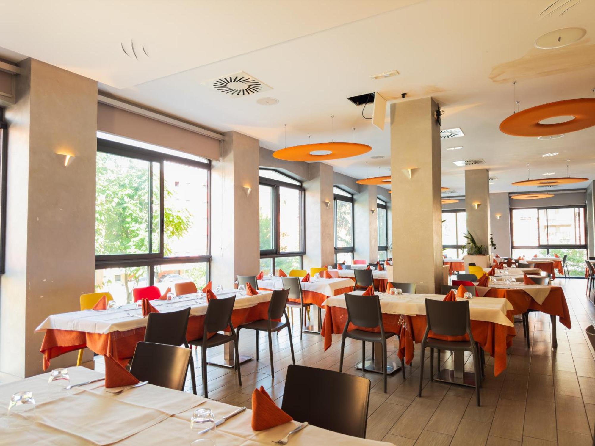 Hotel Astoria Fidenza Εξωτερικό φωτογραφία