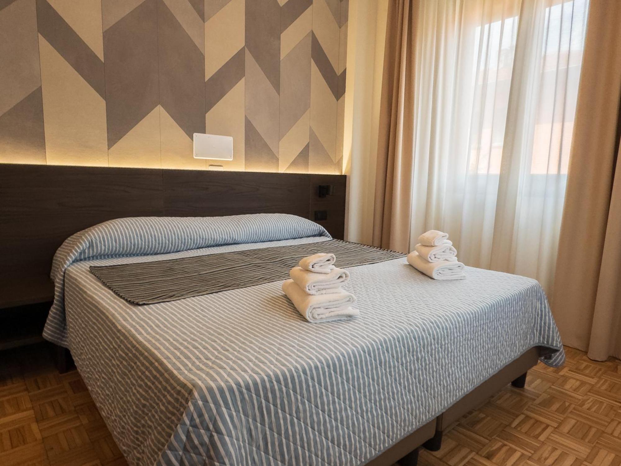 Hotel Astoria Fidenza Εξωτερικό φωτογραφία